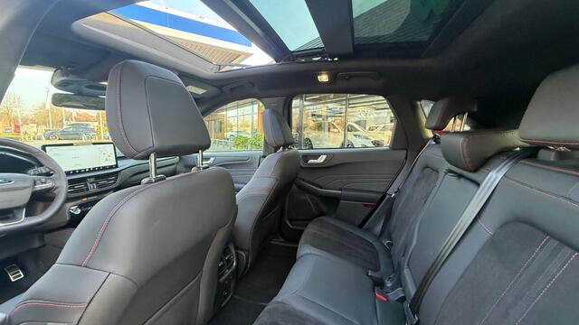 Ford KUGA 2.5 PHEV ST-LINE X 243pk / Trekhaak+Panorama+Techno+Winter