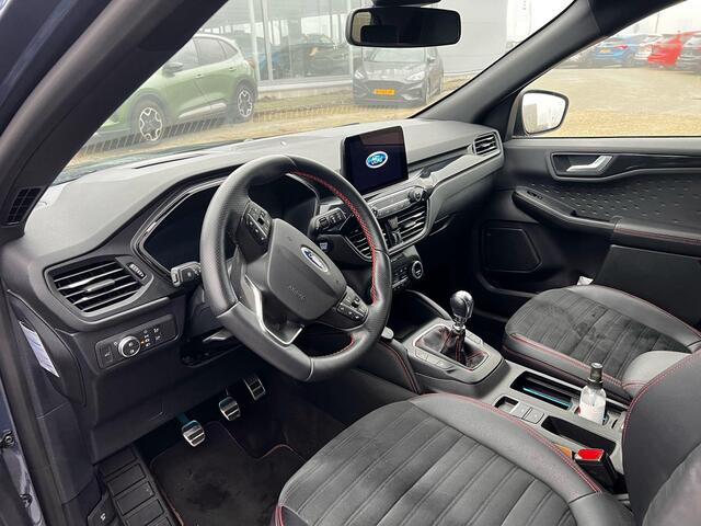 Ford KUGA 1.5 EcoBoost ST-Line X 150pk | Driver Assistance Pack | Wegklapbare Trekhaak | Winterpack | Technology Pack | 1.800kg Trekgewicht