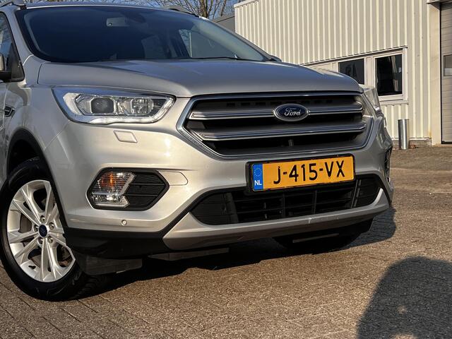 Ford KUGA 1.5 EcoBoost Titanium | 150 pk | Verwarmde voorstoelen | Trekhaak uitklapbaar | Sony audio installatie |