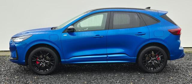 Ford KUGA 2.5 PHEV ST-Line X 2026 - Black Pack - Winter Pack - Panorama Dak - AGR Stoelen - Head Up - 360 Camera - Privacy Glas -