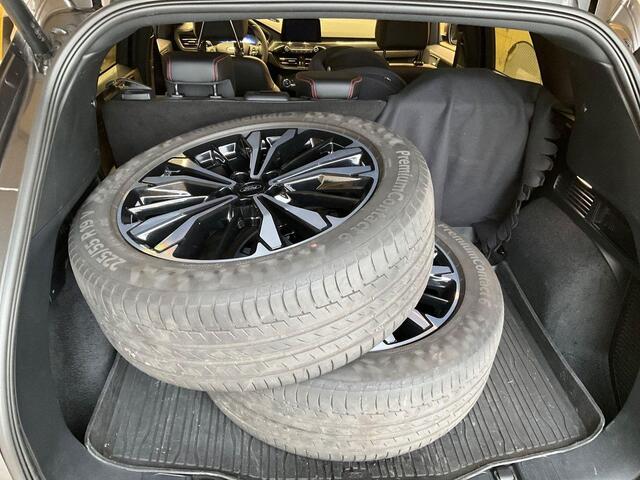 Ford KUGA 2.5 PHEV ST-Line X 225pk Afneembare Trekhaak | Adaptieve Cruise | Winterpack | 19 inch velgen | Head up Display | Achteruitrijcamera