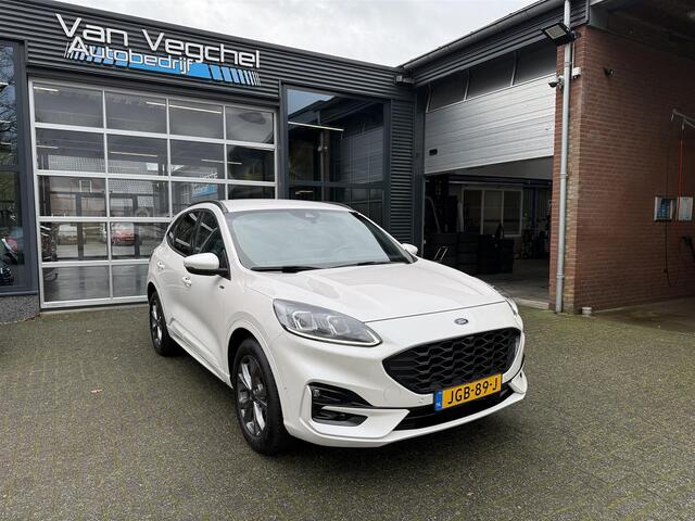 Ford KUGA 1.5 EcoB. ST-Line X