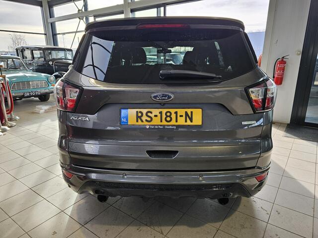 Ford KUGA 1.5 EcoBoost ST Line