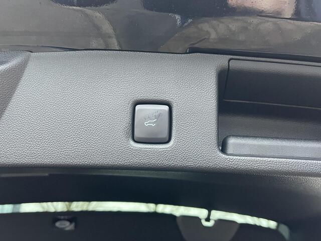 Ford KUGA 2.5 PHEV ST-Line X NIEUWE AUTO | FABRIEKSGARANTIE WINTERPACK | PANO | 360 CAMERA| ELEK. ACHTERKLEP| ACHTERBANK VERWARMD| STOEL + STUURVERWARMING| SUPER COMPLEET!