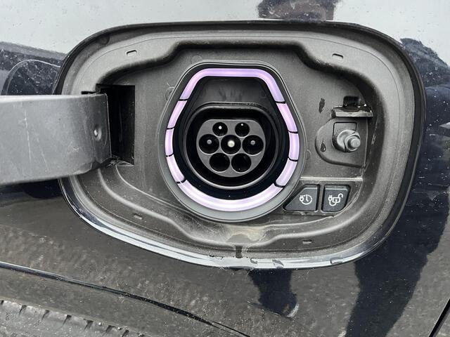 Ford KUGA 2.5 PHEV ST-Line X NIEUWE AUTO | FABRIEKSGARANTIE WINTERPACK | PANO | 360 CAMERA| ELEK. ACHTERKLEP| ACHTERBANK VERWARMD| STOEL + STUURVERWARMING| SUPER COMPLEET!