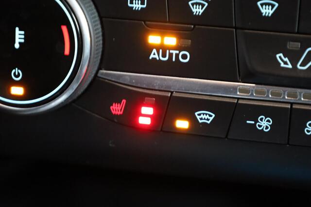 Ford KUGA 2.5 PHEV ST-Line X TREKHAAK-INKLAPBAAR HUD CAMERA DAB RUIT+STOELVERWARMING ALCANTARA/LEER CARPLAY ACC BLIS GSM-LADER 18"LMV ENZ.