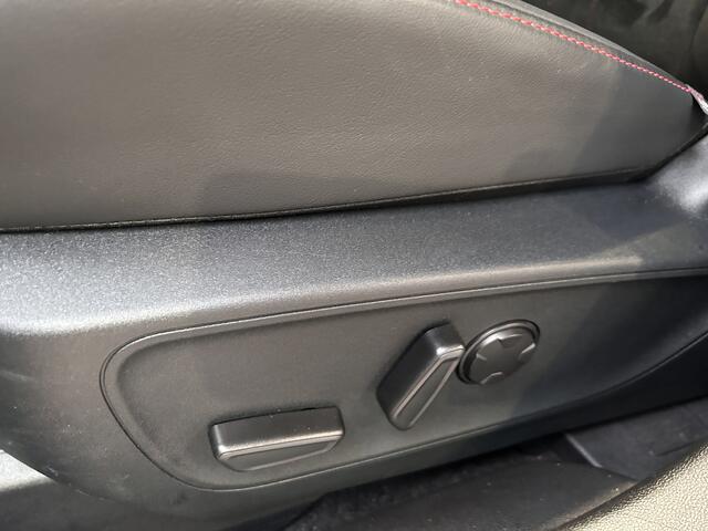 Ford KUGA 2.5 PHEV 243 pk ST-Line X | Trekhaak I AGR stoelen I Matrix LED I Adapt Cruise I Winter Pack | B&O | 360° Camera