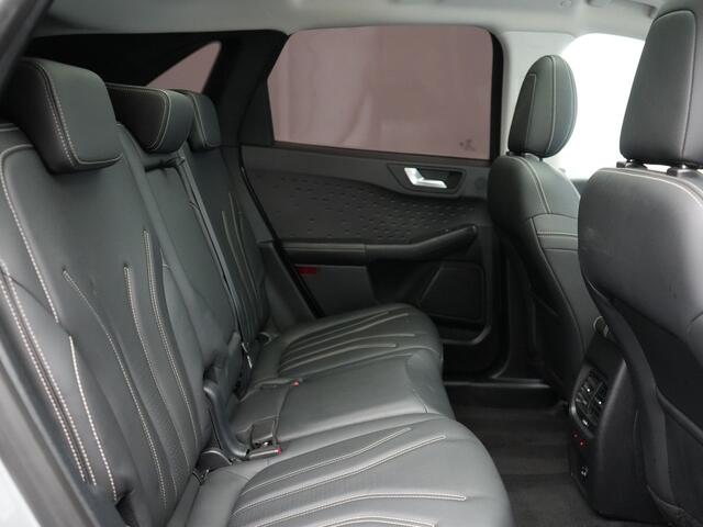 Ford KUGA 2.5 Vignale Plug In Hybrid 225pk Dealer O.H. PHEV | Trekhaak Afn. | Panodak | Head Up | 360 Camera | Bang & Olufsen | Lederen Sportstoelen Memory & Verwarmd | Keyless | Stuur Verwarmd | Blis | Virtual | Navigatie | DAB |