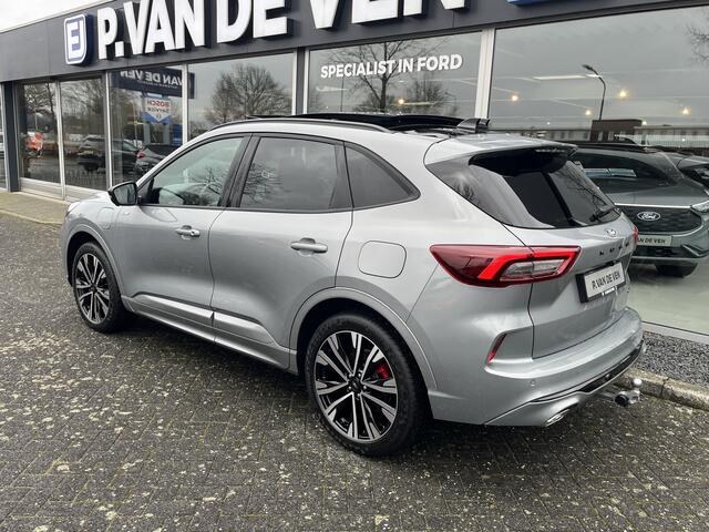 Ford KUGA 2.5 PHEV ST-Line X Diamond Black Package 243pk e-CVT Automaat | 3963 | Full Options | Diamond Black Package | Afn. Trekhaak | Panodak | Coast-to-Coast Matrix LED | 20'' | Winter Pack | Head-Up | Driver Assistance Pack | AGR-stoelen | etc. etc.