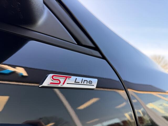 Ford KUGA 2.5 PHEV ST-Line X Apple carplay | Camera