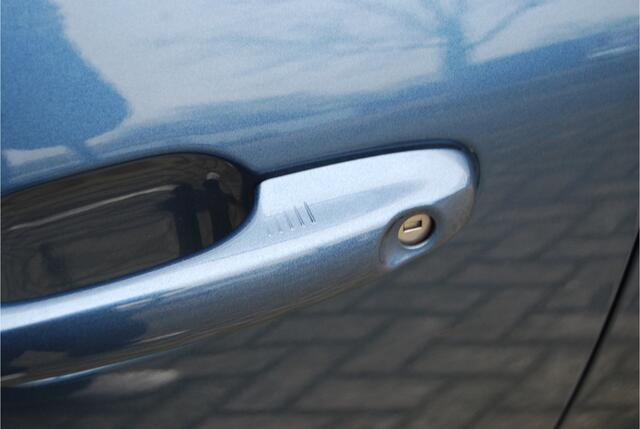 Ford KUGA 2.5 PHEV ST-Line 225pk TREKHAAK | WINTERPACK | BLIS | ELEK.KLEP | CAMERA V+A | APPLE/ANDRIOD