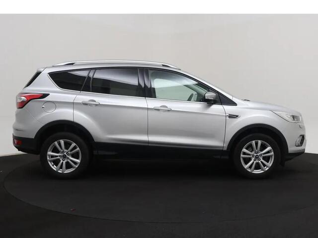 Ford KUGA 150pk Ultimate Navi Trekhaak Winter & Parking pack Privacy Glass Dealeronderhouden