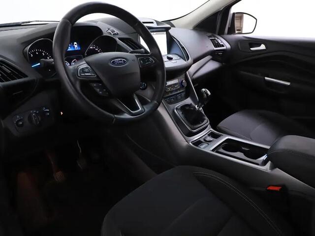 Ford KUGA 150pk Ultimate Navi Trekhaak Winter & Parking pack Privacy Glass Dealeronderhouden