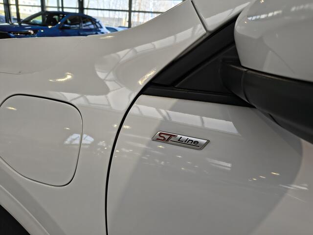 Ford KUGA 2.5 PHEV ST-Line | Trekhaak | Winterpack | El .a. klep | Adapt. Cruise | 2 Camera's | Dealer onderhouden