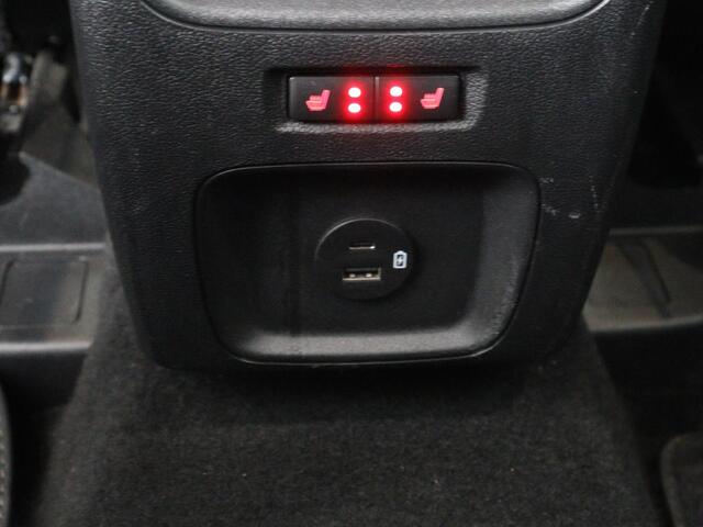 Ford KUGA 2.5 PHEV Vignale | Leder | Head-Up | Stoelverwarming | 360 Camera | Adaptive cruise | Carplay | Achterbankverwarming | 18'' | Navigatie | Full LED | B&O Sound | Park Assist | Keyless | Digital Cockpit | Plug In