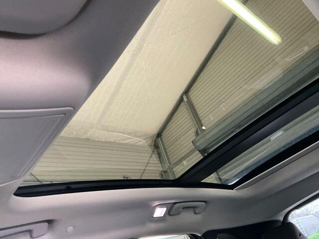 Ford KUGA 2.5 PHEV Vignale | IS NET BINNEN MOET NOG PROF GEPOETST | 26500 km | Panoramadak | Full Options.