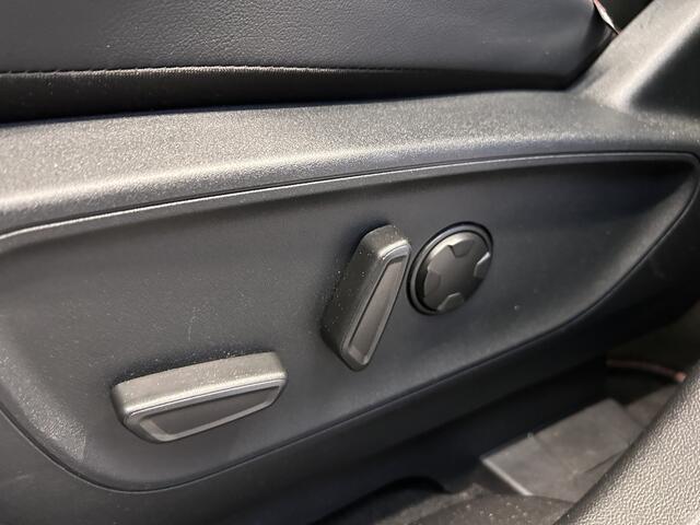 Ford KUGA 2.5 PHEV 243 pk ST-Line X | Trekhaak I AGR stoelen | Matrix LED I Adapt Cruise I Winter Pack | B&O | 360° Camera