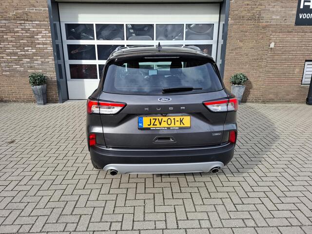 Ford KUGA 2.5 PHEV Titanium