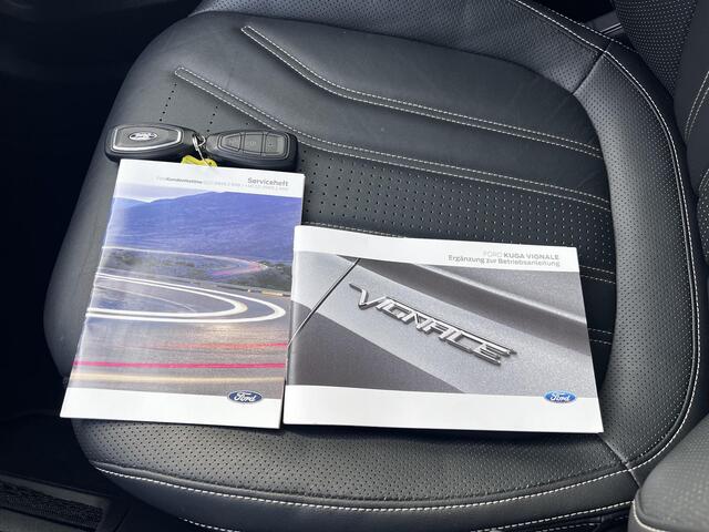 Ford KUGA 2.5 PHEV Vignale Automaat / 1.500 kg trekgewicht / Leder / Adaptieve CC / Dode hoek detectie / Parkeer assistent / Stuur-, stoel- en achterbankverwarming / B&O sound / Navigatie / Apple Carplay Android / 18" LM wielen / Inclusief winterwielen /