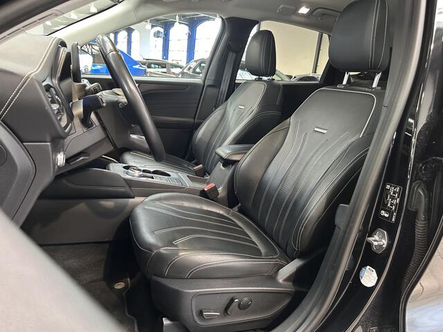 Ford KUGA 2.5 PHEV 225 pk Vignale | Trekhaak | Winter Pack | B&O | Adapt. cruise | Adapt. led | Elek. a. Klep | Leder |