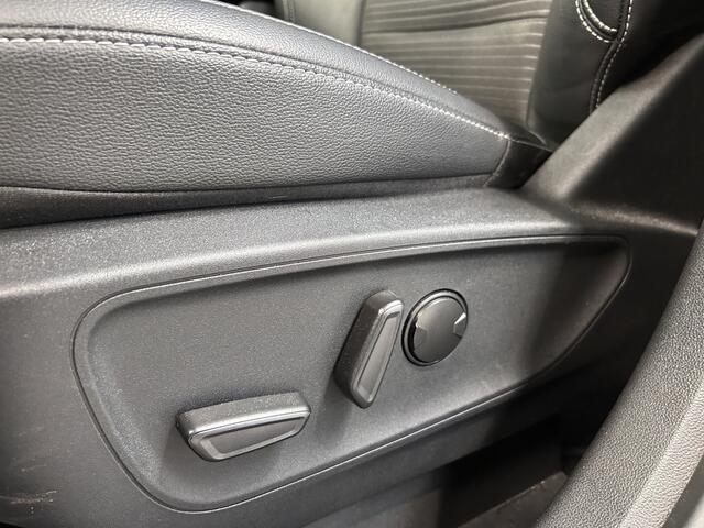 Ford KUGA 2.5 PHEV 225 pk Titanium X | Trekhaak | Camera | B&O | El. a. klep | Half Leer | Winter Pack | Adapt. Led | 4 seiz. banden |