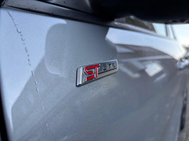 Ford KUGA 2.5 PHEV ST-Line