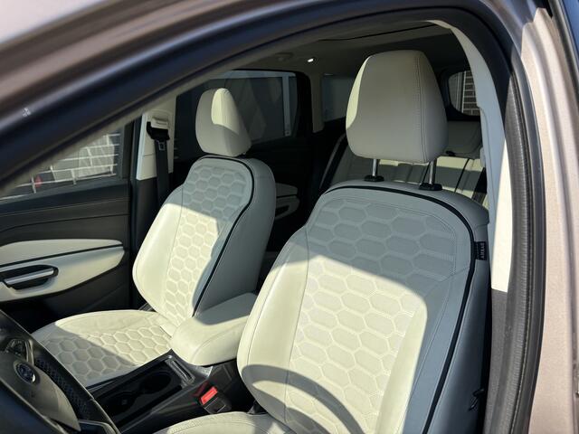 Ford KUGA 1.5 EcoBoost Vignale, pano, trekhaak,leder