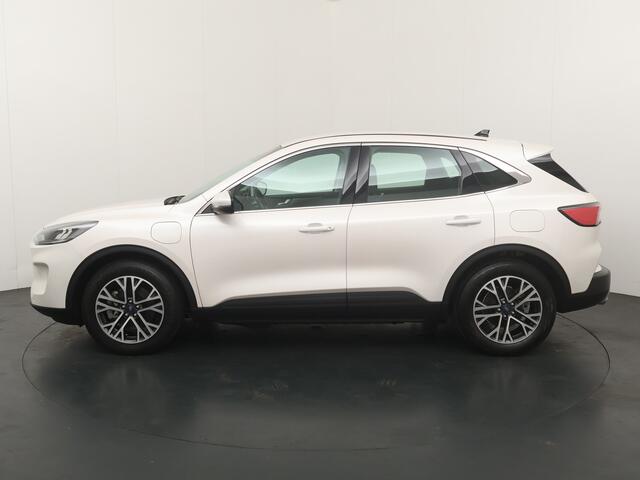 Ford KUGA 2.5 225PK PHEV Titanium | Elektr. Trekhaak | Cruise Control | 18-inch | Climate Control | Parkeer sens. v + a |