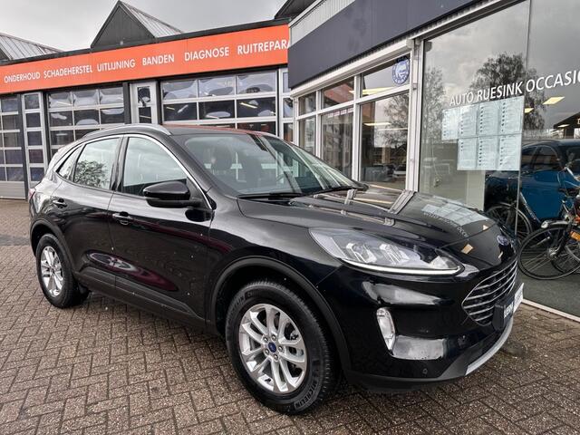 Ford KUGA 2.5 PHEV TITANIUM