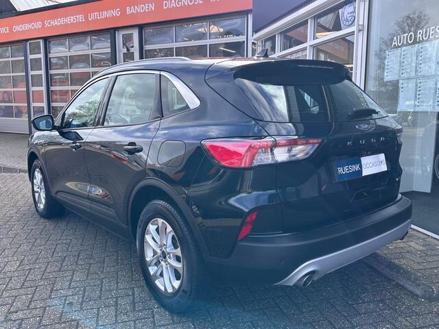 Ford KUGA 2.5 PHEV TITANIUM