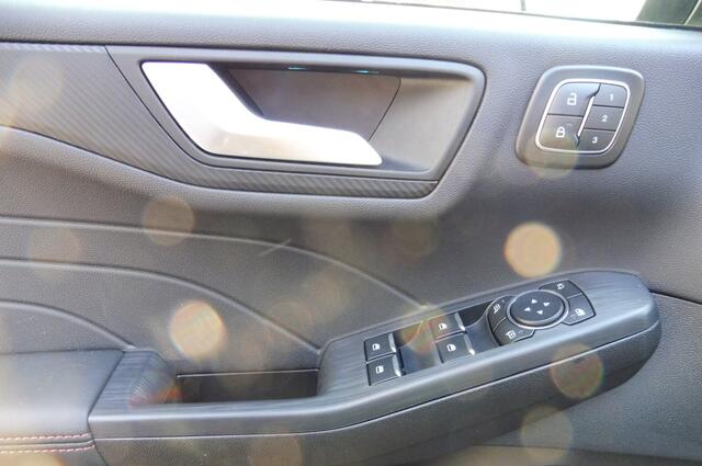 Ford KUGA 2.5 PHEV ST-Line X Winter- en Technology Pack 19 inch Elek.trekhaak nw 55.000,-