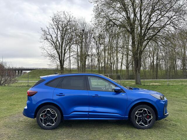 Ford KUGA 2.5 PHEV 243PK ST-Line X | TREKHAAK WEGKLAPBAAR | BLIS | WINTERPACK | MATRIX LED | HEAD-UP DISPLAY | ADAP. CRUISE | NL AUTO |