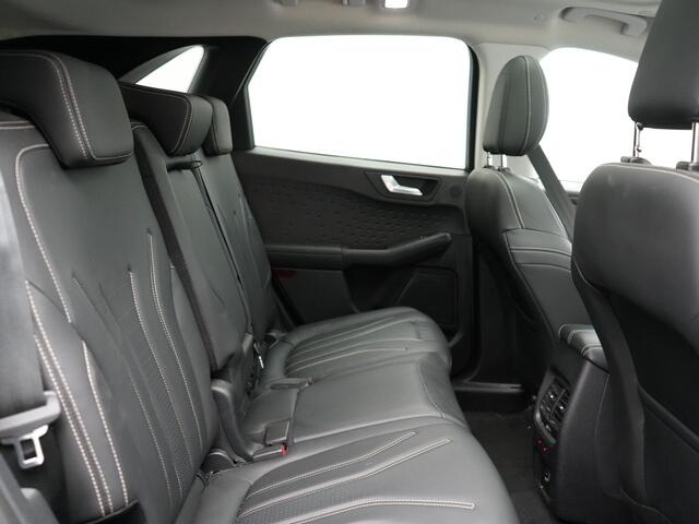 Ford KUGA 2.5 Vignale PHEV 225pk Dealer O.H | Panodak | Head Up | Bang & Olufsen Sound | Adaptive Cruise | 360 Camera | Lederen Sportstoelen Memory & Verwarmd | Keyless | Pilot Assist | Blis | Apple Carplay | Navigatie | Virtual | DAB Plug In Hybrid |