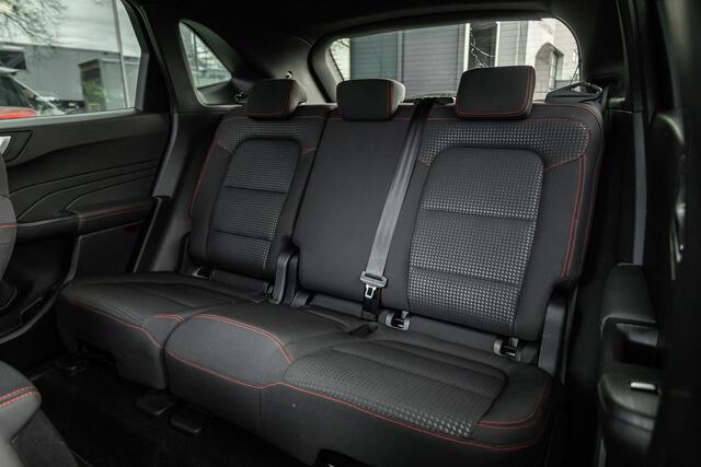 Ford KUGA 2.5 PHEV ST-Line Camera | Adaptieve cruise control