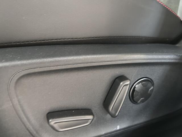 Ford KUGA 2.5 PHEV 243 pk ST-Line X I Trekhaak | AGR stoelen I Pano I Matrix LED I Adapt Cruise I 360° Camera | 4 seiz. banden