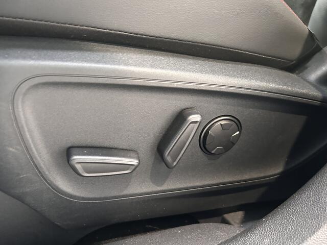 Ford KUGA 2.5 PHEV 243 pk ST-Line X | Trekhaak I AGR stoelen | Matrix LED I Adapt Cruise I Winter Pack | B&O | 360° Camera