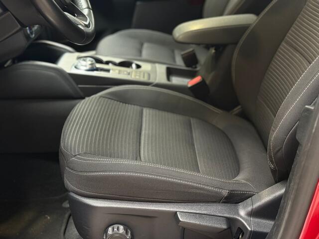 Ford KUGA 2.5 PHEV 225pk Titanium | Winterpack | Parkeersens. V&A | All-season banden | Dealer onderhouden | Apple carplay | Android auto |