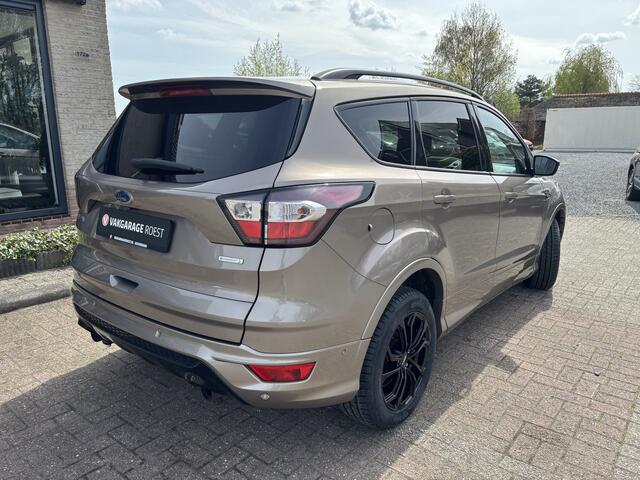 Ford KUGA 1.5 Turbo ST Line All-Seasons / Camera / Carplay