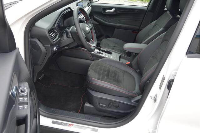 Ford KUGA ST-Line X 2.5 PHEV 225 pk | Trekhaak | Winter Pack | B&O I Camera I Full LED | El. a. klep I Garantie tm 2027