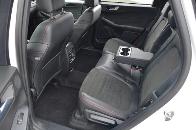 Ford KUGA ST-Line X 2.5 PHEV 225 pk | Trekhaak | Winter Pack | B&O I Camera I Full LED | El. a. klep I Garantie tm 2027