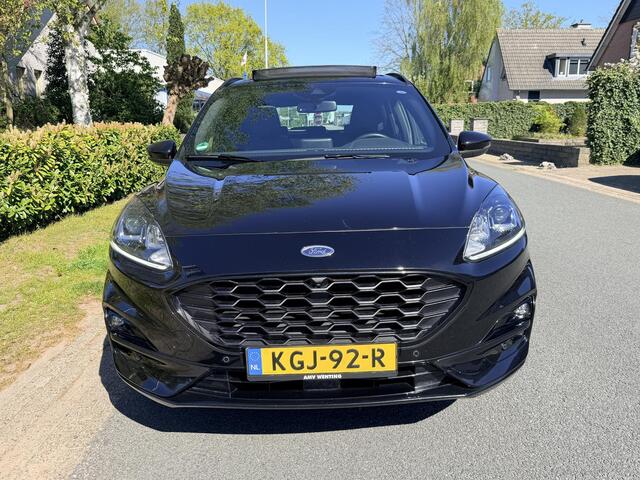Ford KUGA 2.5 PHEV ST-Line 224PK PanooACCoTrekhaak