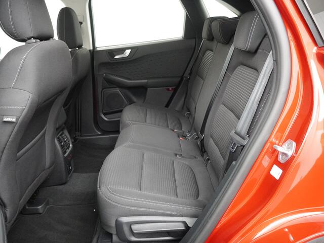 Ford KUGA 2.5 PHEV 225pk Titanium | Winterpack | Parkeersens. V&A | All-season banden | Dealer onderhouden | Apple carplay | Android auto |