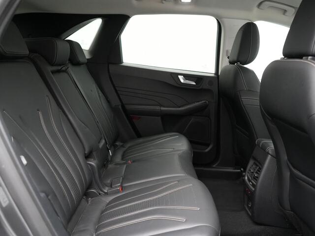 Ford KUGA 2.5 Vignale PHEV 225pk Dealer O.H. | Trekhaak Af Fabriek | Adaptive Cruise | Head Up | 360 Camera | Bang & Olufsen | Lederen Sportstoelen Memory & Verwarmd | Keyless | Blis | Stuur Verwarmd | Apple Carplay | Navigatie | DAB | Plug In Hybrid |