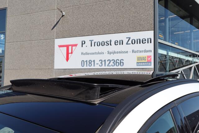 Ford KUGA 2.5 PHEV ST-Line Full option/Panoramadak/360° Camera/Head-up display/Adaptieve cruise control/Lane assist/Apple carplay/Stuurverwarming/Stoelverwarming voor+achter/Trekhaak/Dode hoek assistent/DAB/19'' Licht metaal