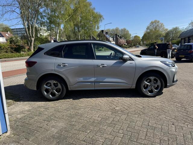 Ford KUGA 2.5 PHEV ST-Line | SCI | 243 PK | Winter Pack | Wegklapbare Trekhaak | Origineel Nederlandse auto | 2.100kg Trekgewicht