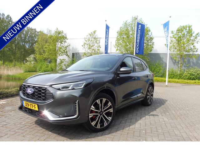 Ford KUGA ST-Line X Panodak Trekhaak alle Packs Nieuw direct uit voorraad Grijs en Zwart