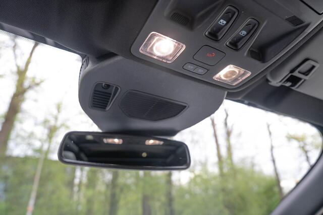 Ford KUGA 2.5 PHEV ST-Line Pano | B&O | Trekhaak | Hud | Stoel/Stuurverwarming | Carplay