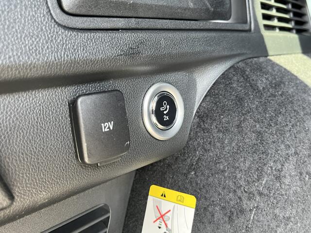 Ford KUGA 2.5 Plug-in Hybride ST-Line X 243pk e-CVT Automaat | 4381 | E-Trekhaak | Coast-to-Coast Matrix LED | Winter Pack | HUD | Driver Asisstance Pack | All Season | etc. etc.