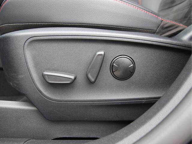 Ford KUGA 2.5 PHEV ST-Line X B&O, Virtueel, Winter & Driver pakket, Trekhaak Lente actie!