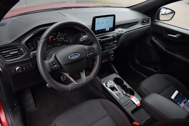 Ford KUGA 2.5 PHEV Vignale | Pano | Apple Carplay | Stoelverwarming